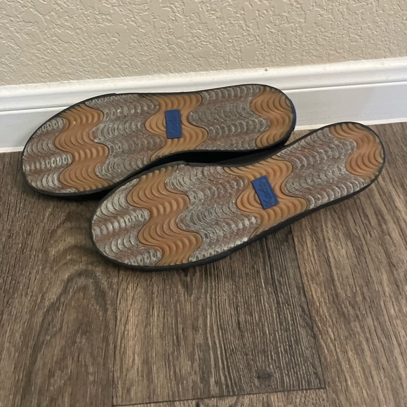 Keds Triple Black Canvas Lace Up Sneakers - Picture 6 of 7